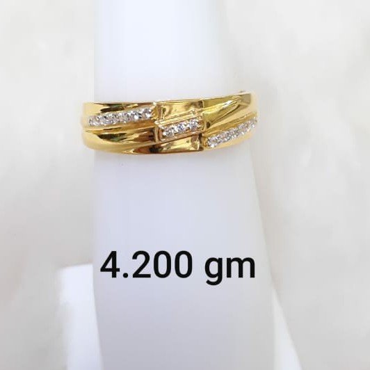916 light weight daily wear Cz gent's ring